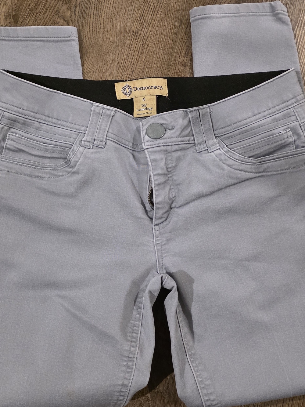 Democracy Ab Technology Women's Light Gray Jeans - Size 6